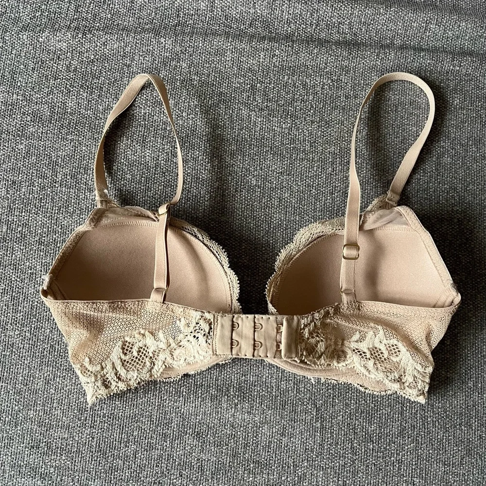 NWOT! Natori Feathers Contour Plunge Bra - Beige - Picture 4 of 4